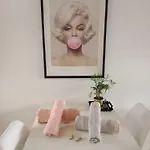 ゲストハウス 
