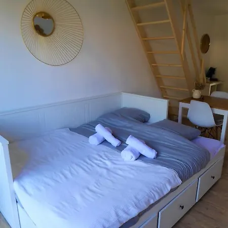 Studiocaroline44, Entre La Et La Mer, Parking, Wifi, Terrasse Privé, Cuisine, Moins De 15min Aéroport 3*