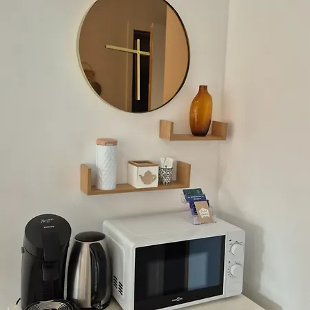 Studiocaroline44, Entre La Et La Mer, Parking, Wifi, Terrasse Privé, Cuisine, Moins De 15min Aéroport Maison d'hôtes